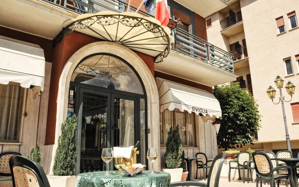 Hotel Siviglia Fiuggi Exterior foto